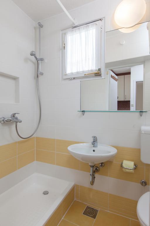 Apartments Potts Point Makarska Zimmer foto